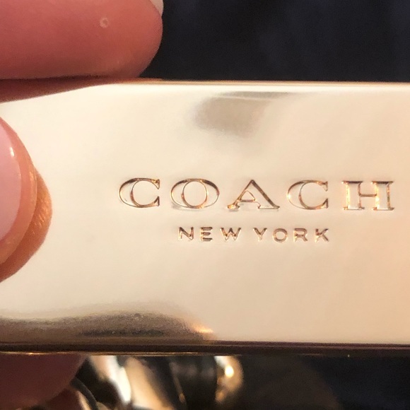 Minnie Mouse Coach Collection. - Picture 3 of 6